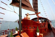 halong bay tour