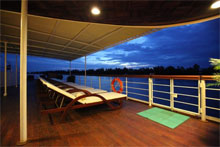 join mekong river cruises for unique experience