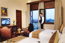 luxurious hotels hoian