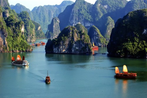 10 days Vietnam  tours Hanoi to Saigon